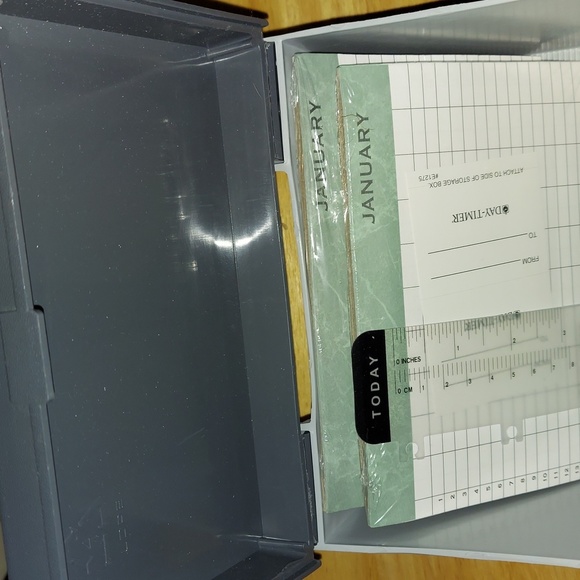 Day-Timer Storage System - Picture 2 of 4